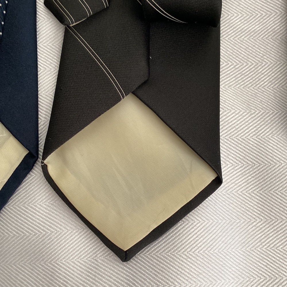 Bundle Bundle Three Designer Ties - image 6